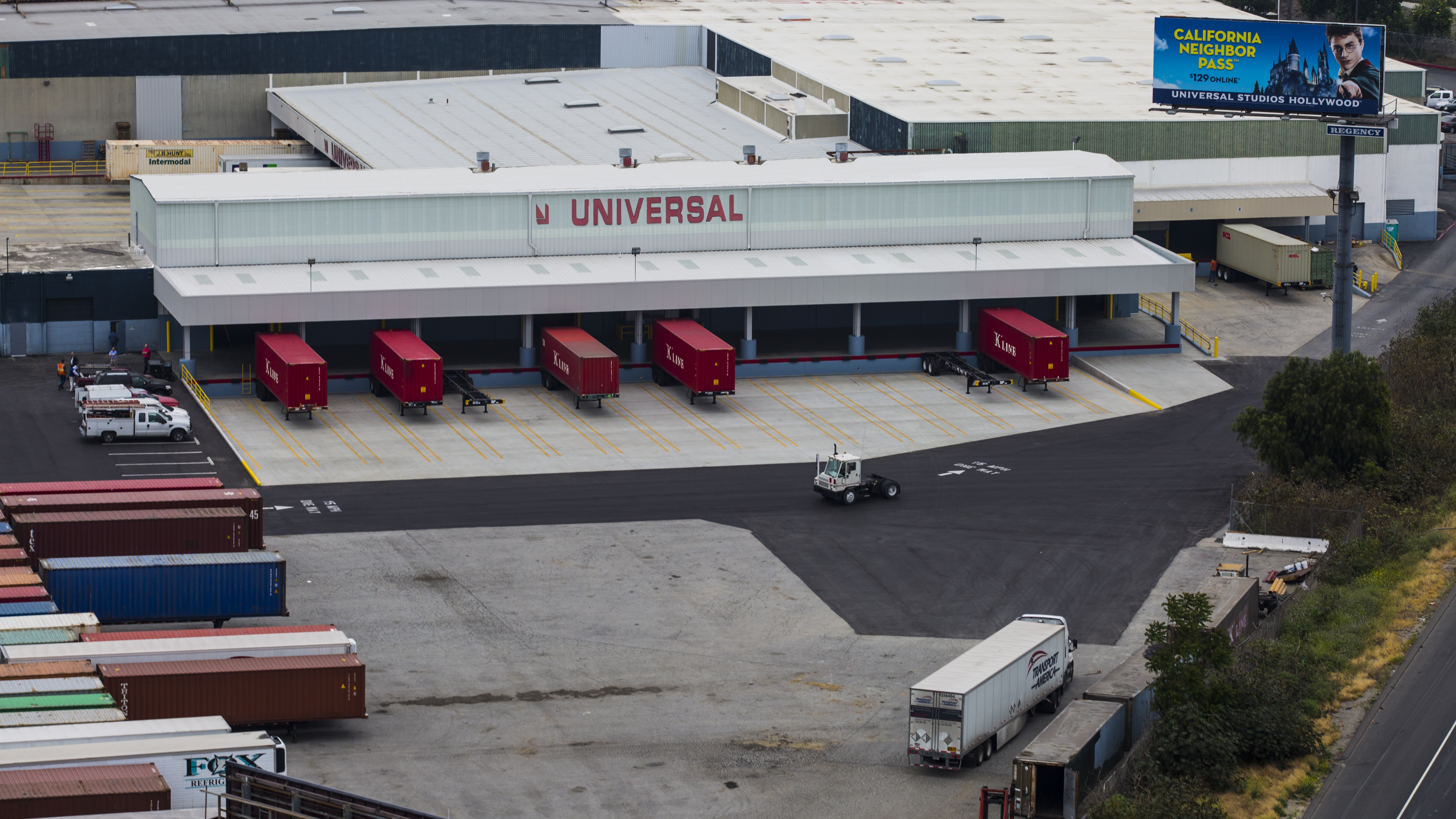 Universal Logistics